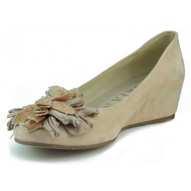 MARIAN wedge party dancer.  BEIGE