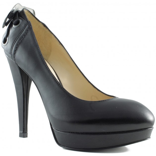 GUESS heeled shoe room NEGRO